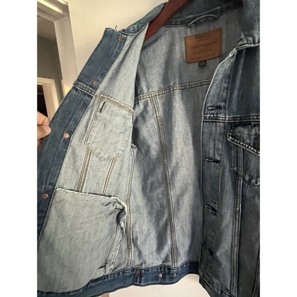 Lucky Brand Jacket Medium Blue Cotton Blend Button Up Denim Trucker Fit - Picture 5 of 10